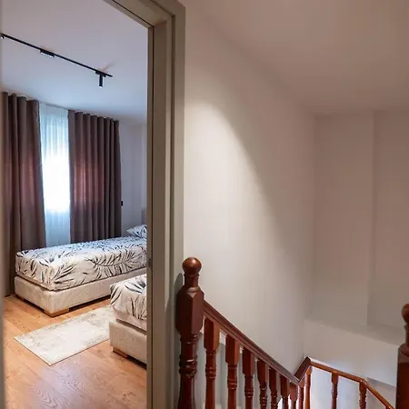Duplex Penthouse With Jacuzzi * Sarandë