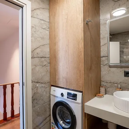 דירה Duplex Penthouse With Jacuzzi *