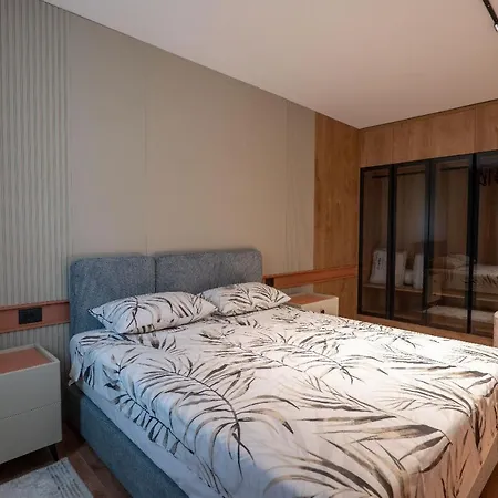 Duplex Penthouse With Jacuzzi