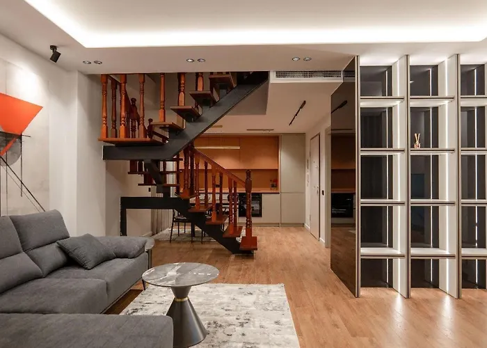 Delux Duplex Σαράντα