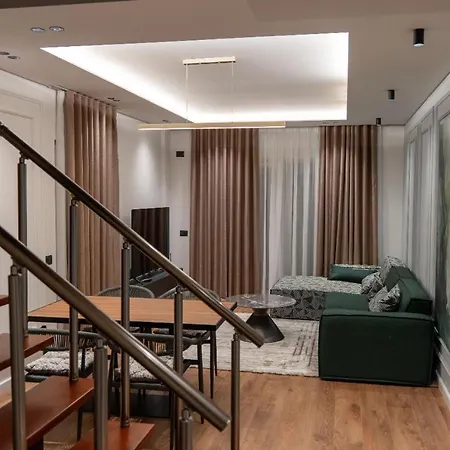 Delux Duplex Sarandë
