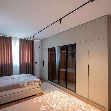 Delux Duplex Saranda