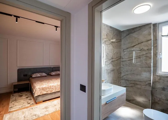 Delux Duplex Apartament *