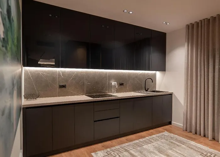 Delux Duplex Apartament Saranda