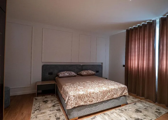 Delux Duplex Saranda