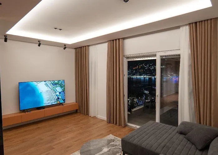 Duplex Penthouse With Jacuzzi * Sarande