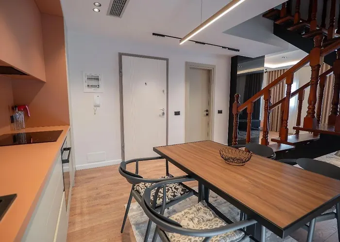 Duplex Penthouse With Jacuzzi